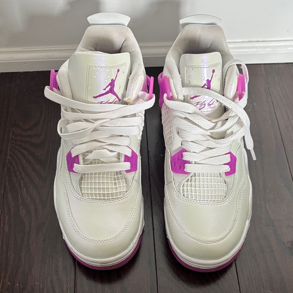 Jordan Low-Top Sneakers in White with Soft Pink Accents